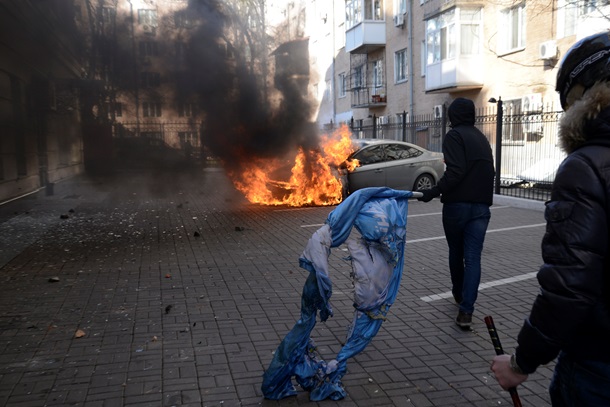 Штрум офиса Партии регионов на Липской