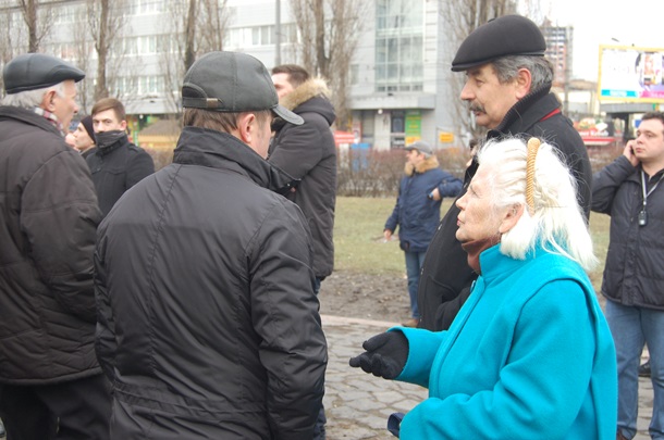 Попытки уничтожить памятник чекистам в Киеве