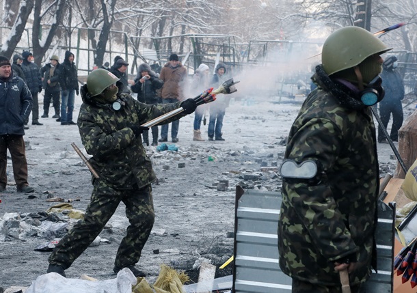 Пятый день противостояния на Грушевского. Фото-видерепортажи 23 января