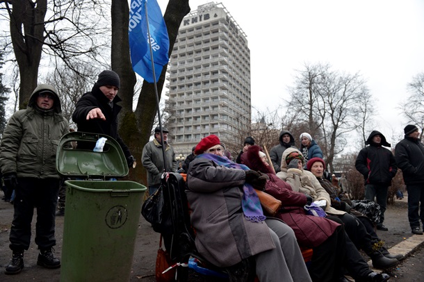 Все ради бюджета. ФотоРепортаж с митинга сторонников Партии регионов под Радой