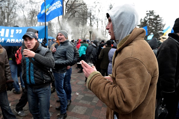 Все ради бюджета. ФотоРепортаж с митинга сторонников Партии регионов под Радой