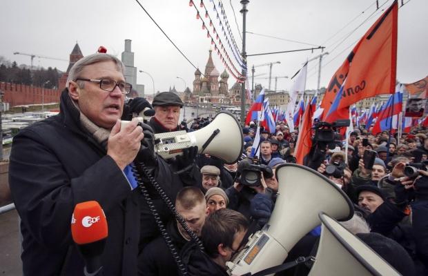 В марше памяти Бориса Немцова в Москве приняли участие более 50 тысяч человек. ФОТОрепортаж